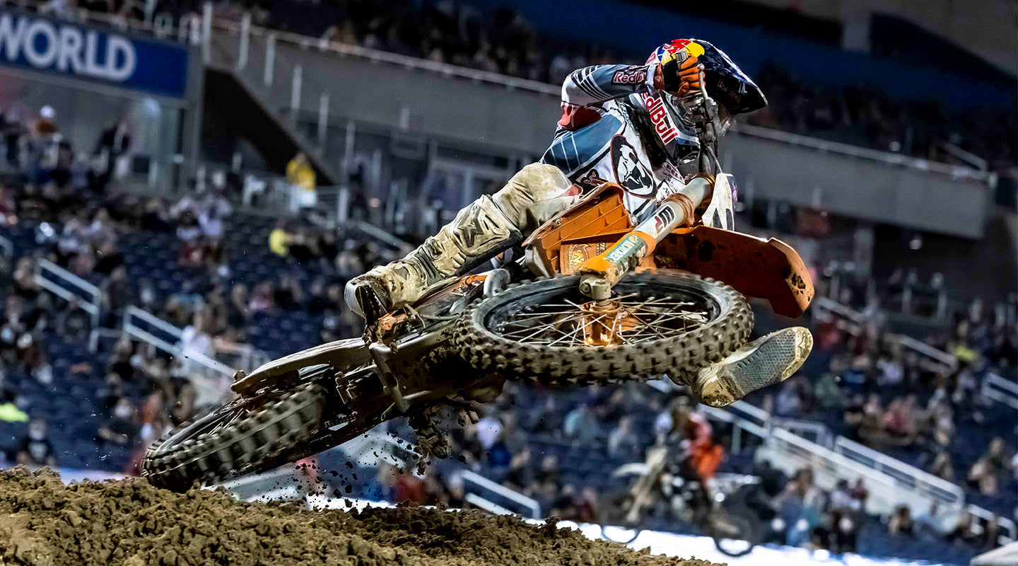 RIDING MASTERCLASS SEES HARD-CHARGING COOPER WEBB POWER TO 450SX AT ORLANDO ONE