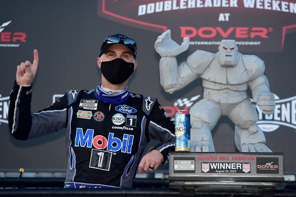 HARVICK SECURES REGULAR SEASON TITLE AS HE LEADS HOME ALPINESTARS TOP-FIVE LOCKOUT IN NASCAR ON SUNDAY AT DOVER