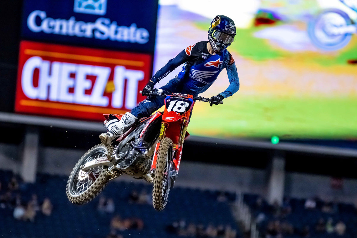 ASTARS PODIUM LOCK-OUT AS JETT LAWRENCE STORMS TO 250SX (EAST) GLORY AT ORLANDO