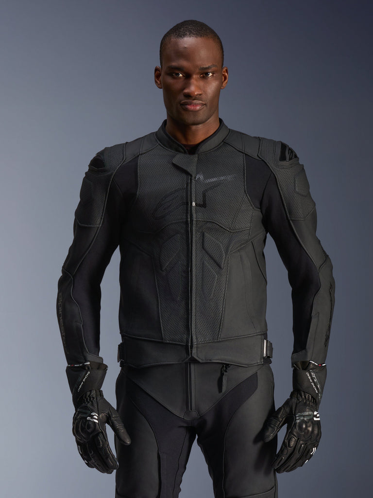 Alpinestars Dusk Airflow Leather Jacket, Black Motorcycle Jacket, Perforated Leather with Protective Padding on Shoulders, Form-Fitting Design, Worn with Matching Black Armored Gloves