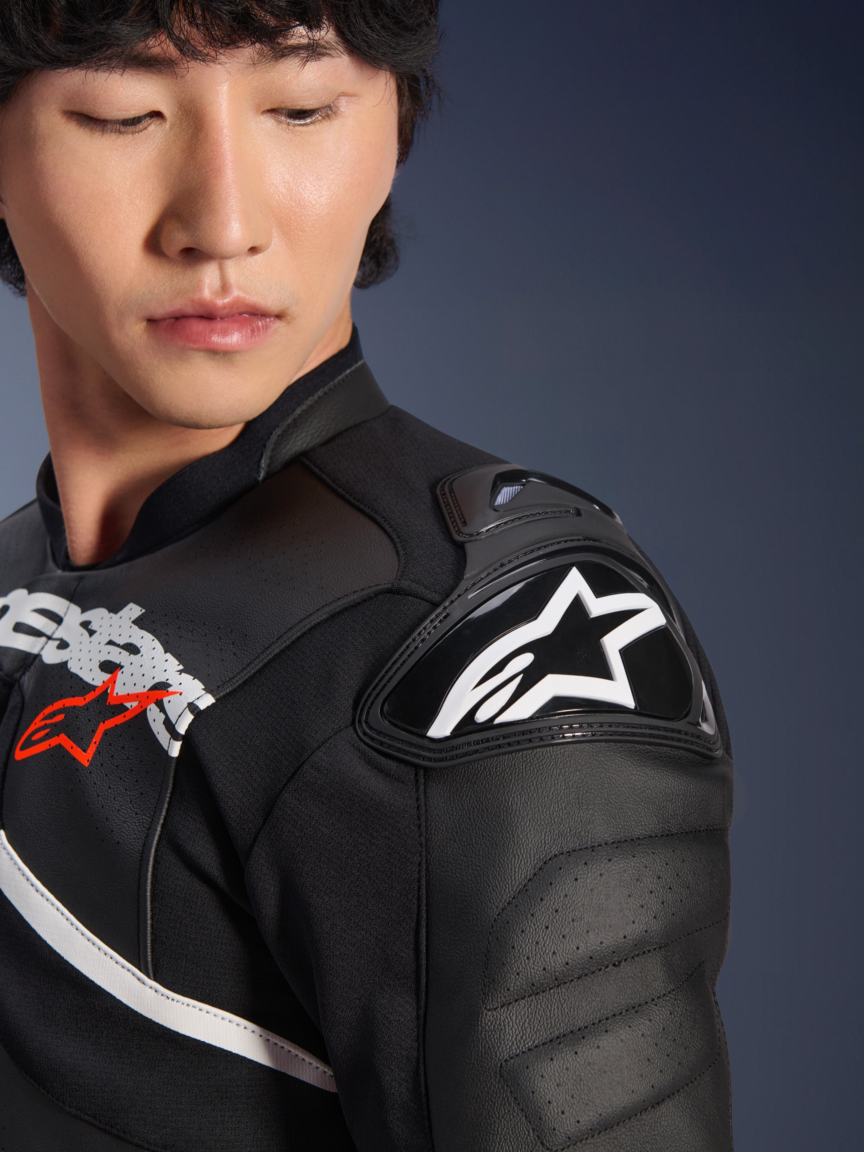 Atem V5 - Motorcycle Jacket | Alpinestars®