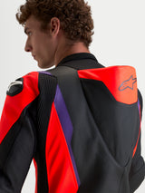 Alpinestars Missile V3 Leather Suit 1 Piece, men's motorcycle racing suit, Black Red Fluo Purple, featuring a ventilated speed hump, DFS shoulder armor, and premium leather construction, detailed view of the back and shoulder
