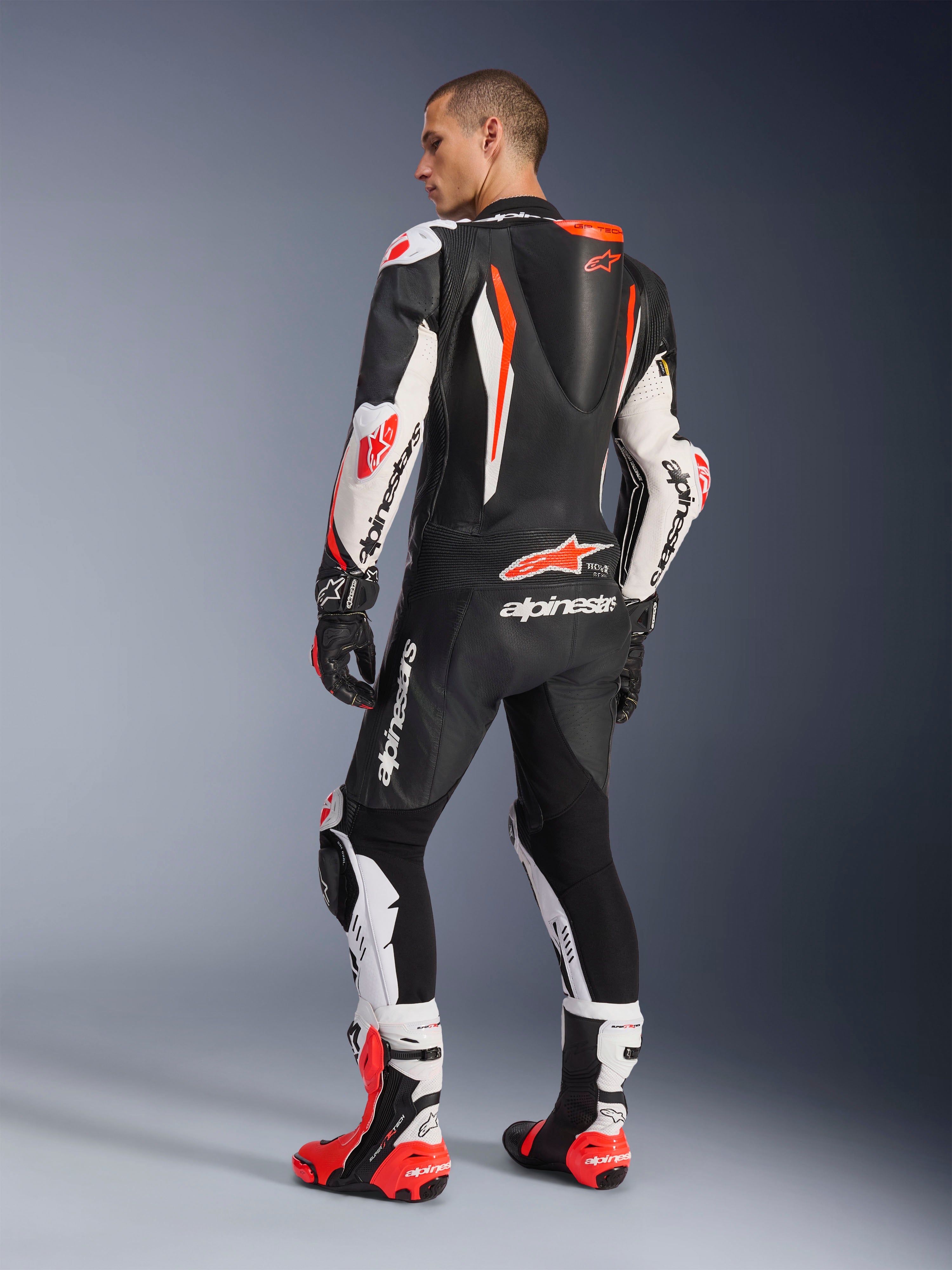 GP Tech V5 Leather Suit - 1Piece - BLACK RACING/SPORT Suits