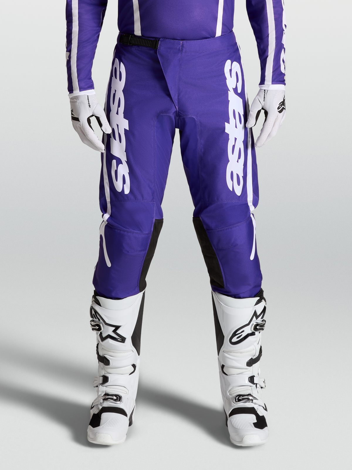 Alpinestars Fluid Apex V2 Pants, Men's Motocross Pants in Deep Blue and White, on-model riding gear for MX and off-road performance.
