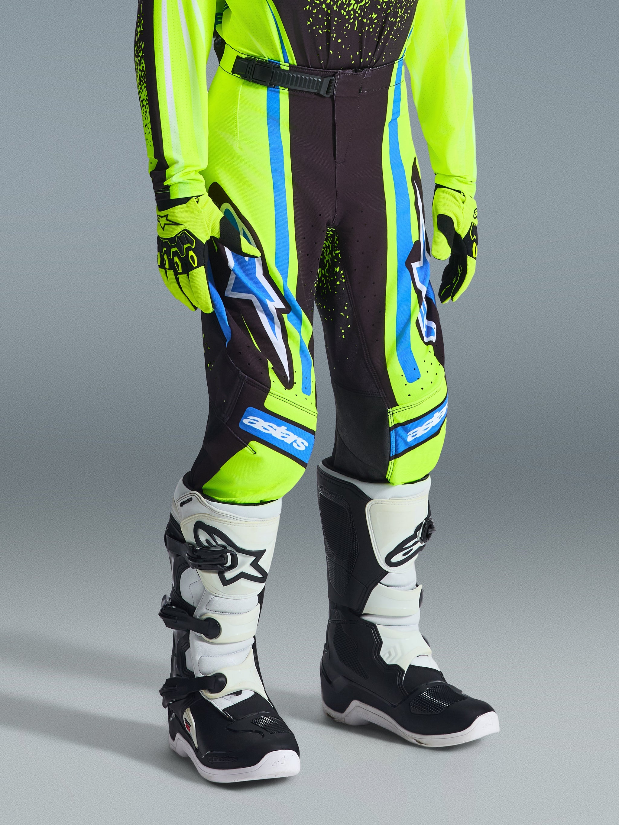 2026 Jeune Supertech Nomur Pantalons
