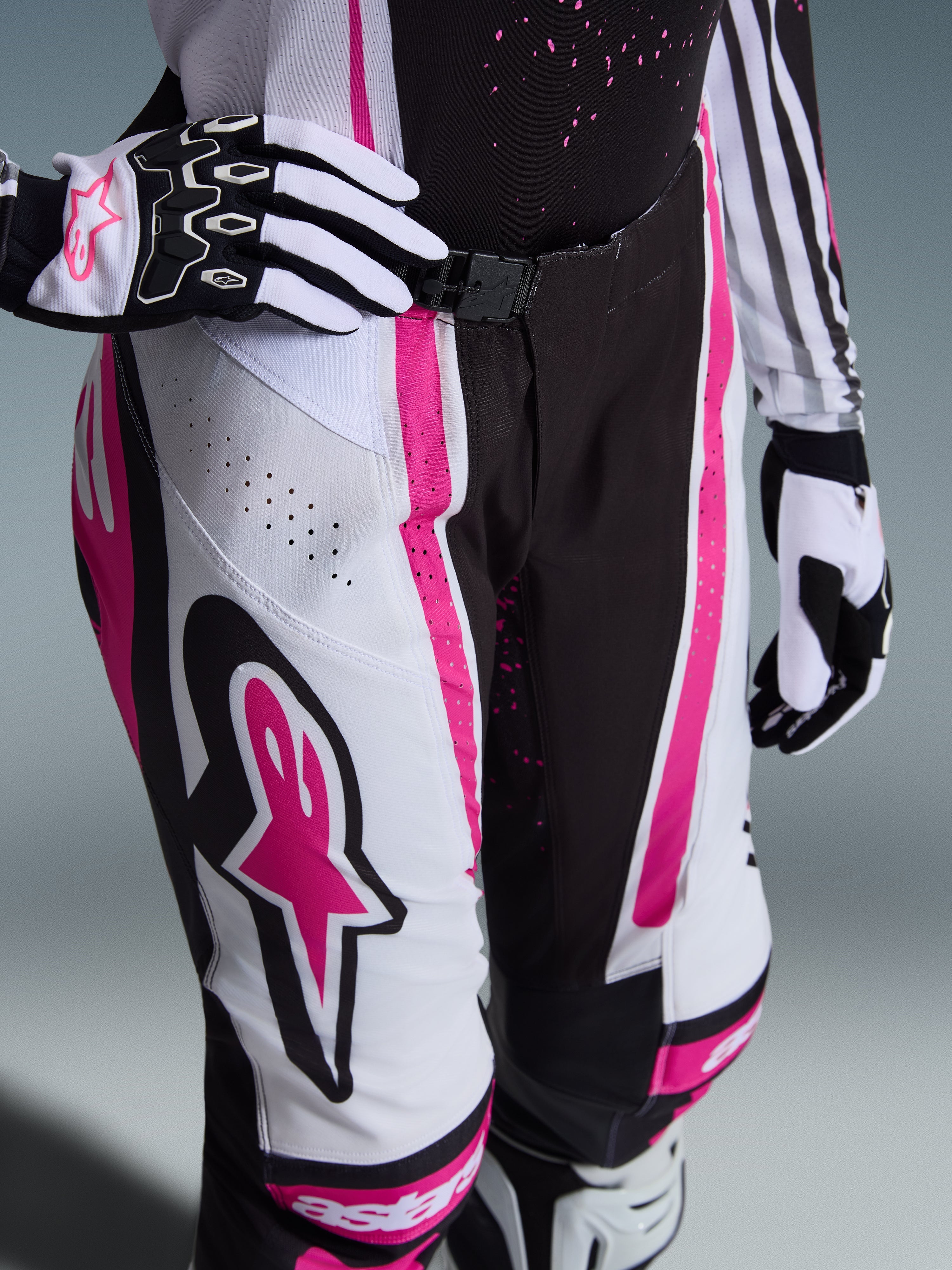 2026 Woman Stella Techstar Nomur - MX Pants | Alpinestars®
