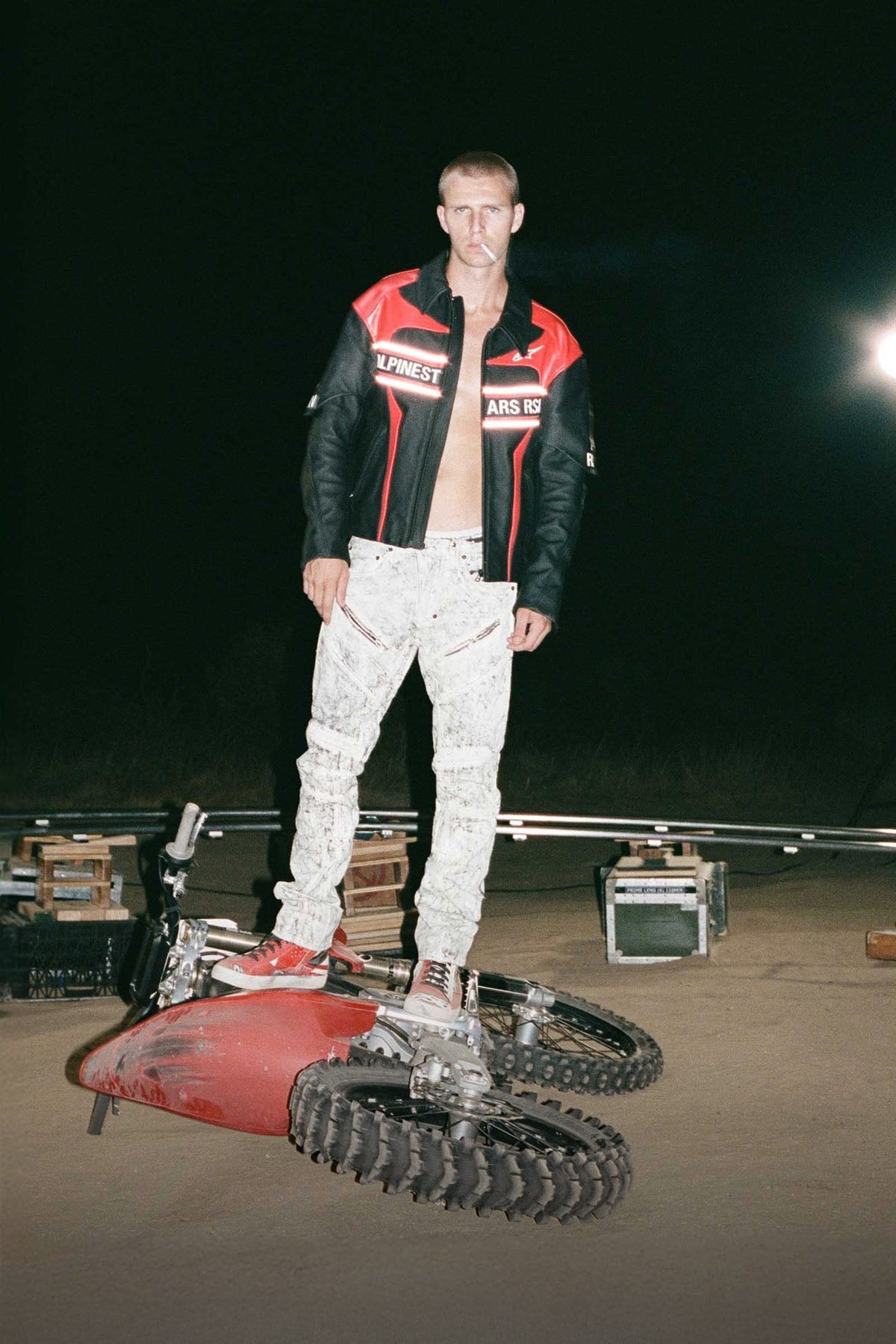 Image 35907908075756