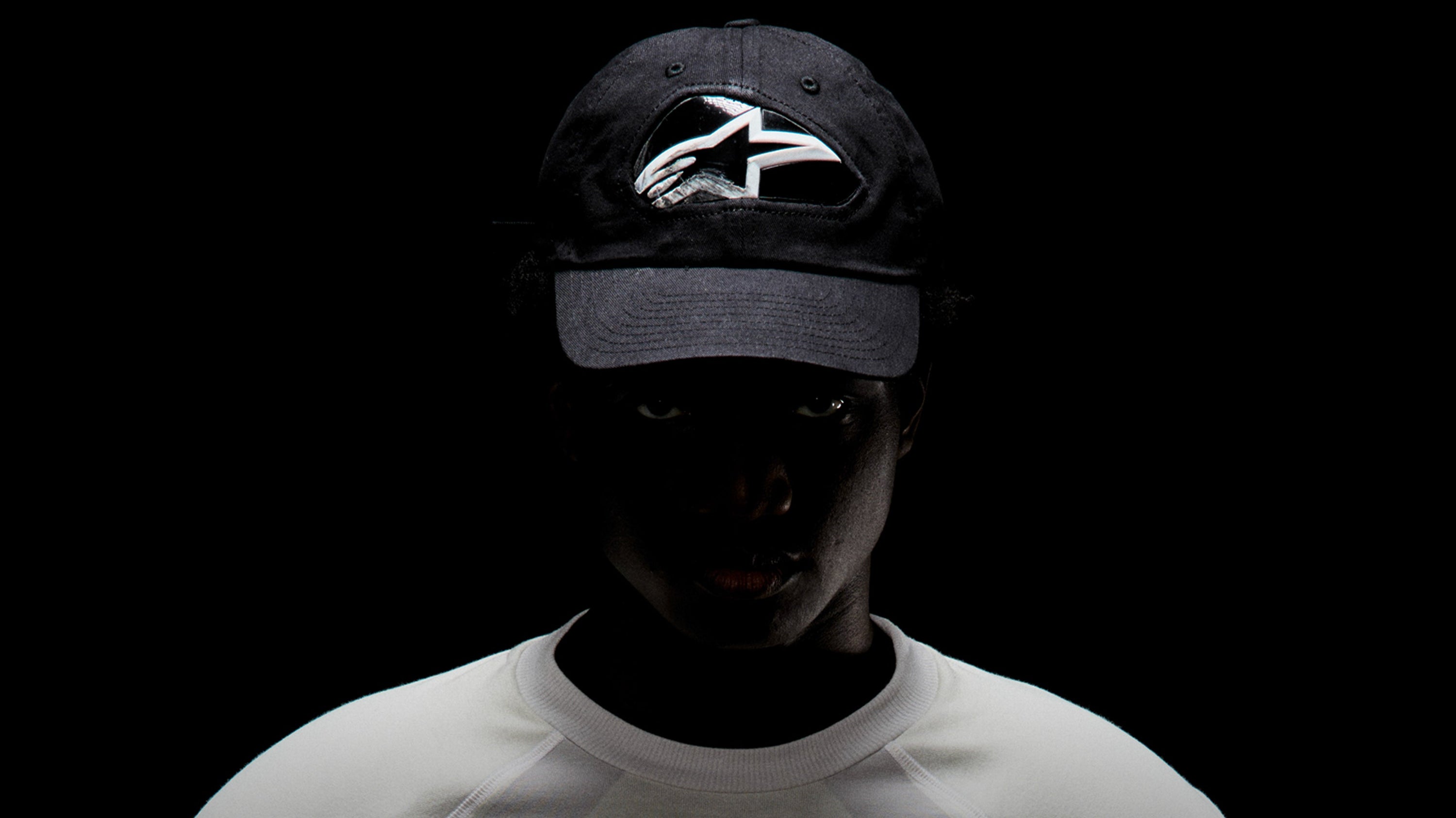 Image 34105885917420