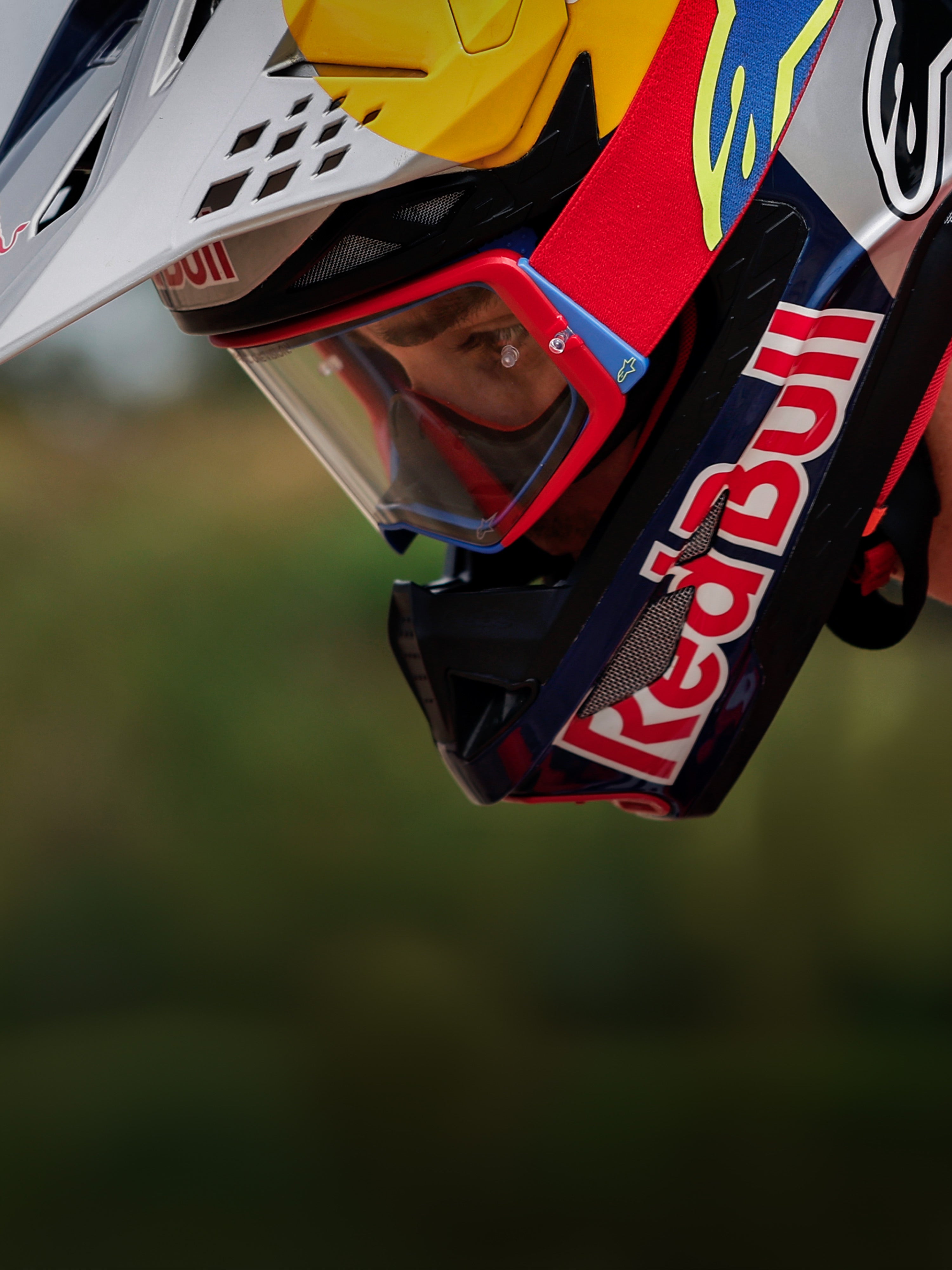 Image 34105910853868