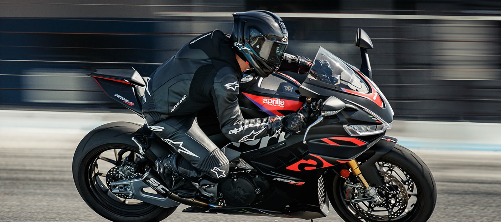 Supertech R10 Solid Helmet — Alpinestars Canada